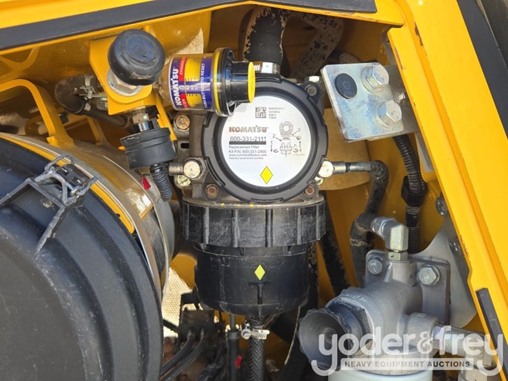 2022-komatsu-d61pxi-24-image-37