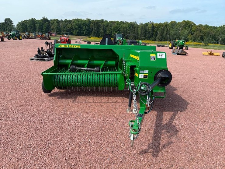 2022-john-deere-328-image-2