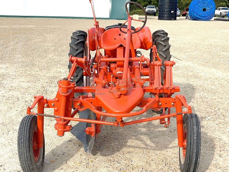 allis-chalmers-model-g-tractor-image-8