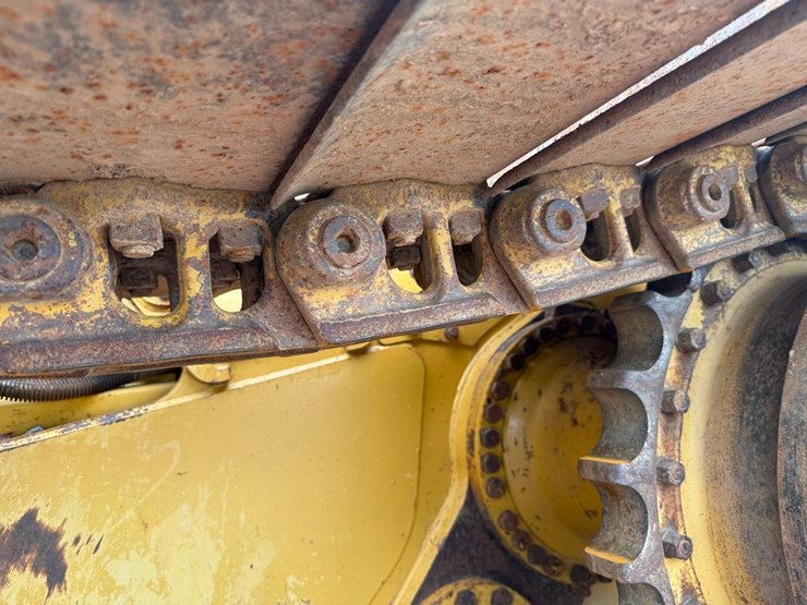 caterpillar-d6m-lgp-image-14