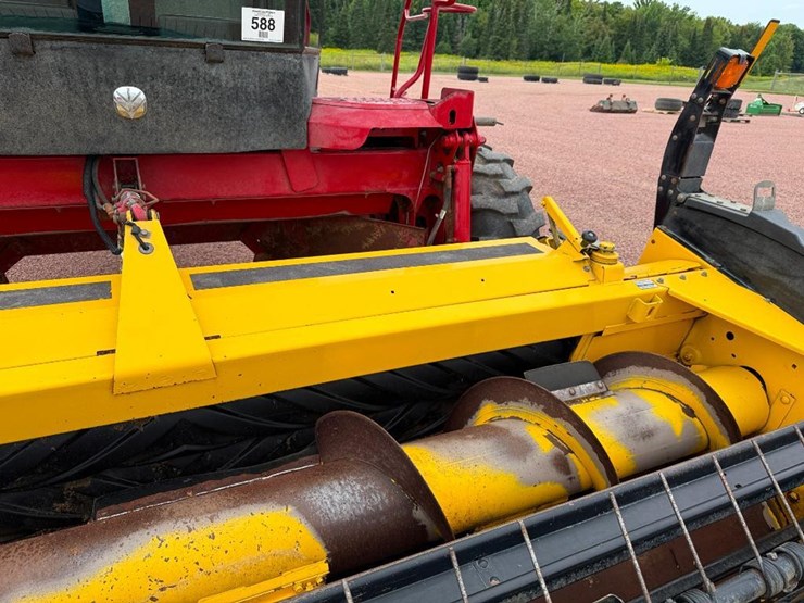 new-holland-hw305-image-35