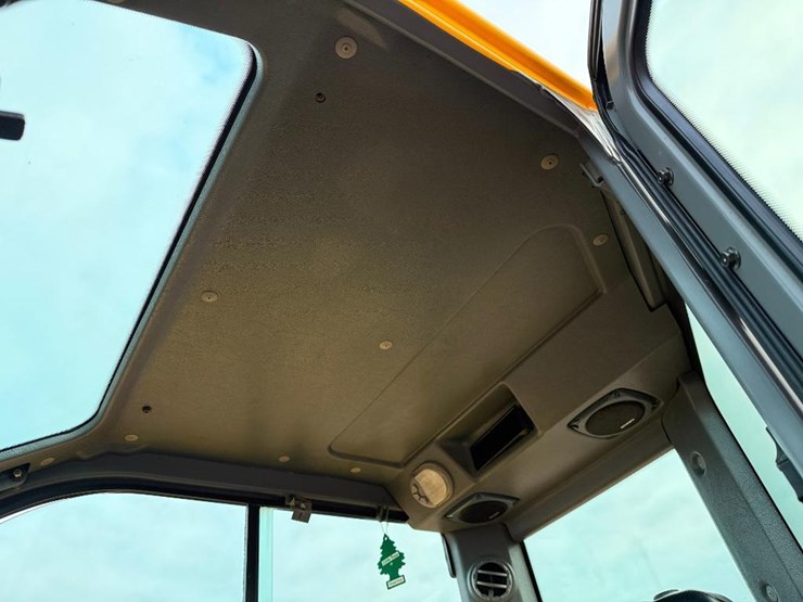 volvo-ecr88-image-51