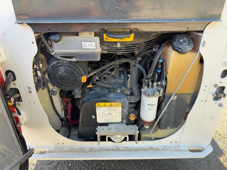 2021-bobcat-s62-image-15