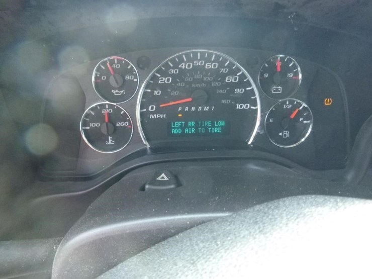 2014-chevrolet-express-2500-image-10