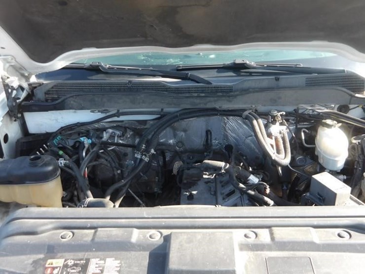 2016-chevrolet-2500-image-11