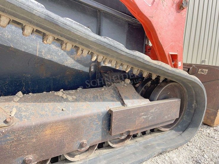 2015-kubota-svl90-image-18