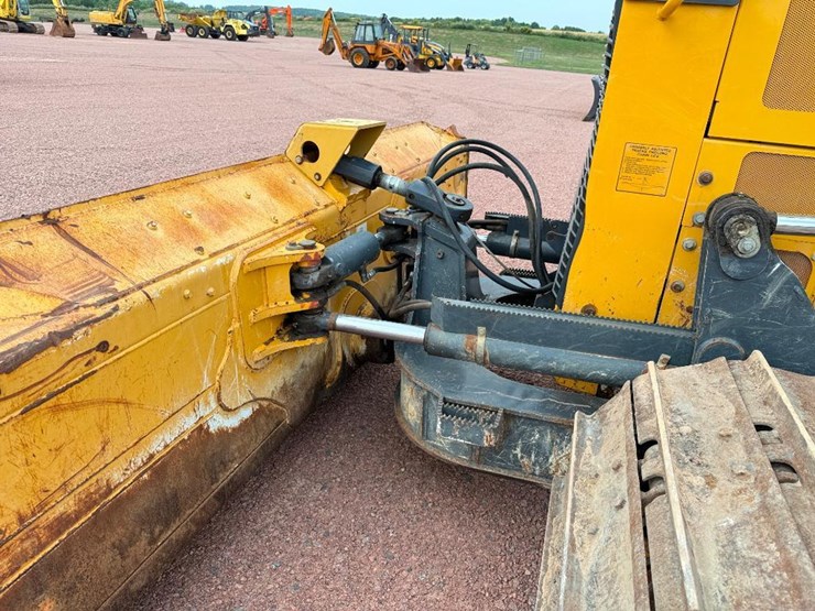 deere-700k-lgp-image-33