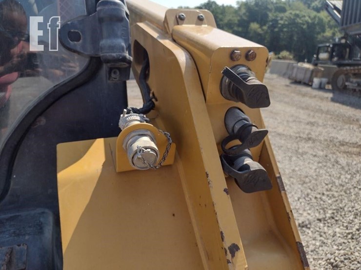caterpillar-259d3-image-24