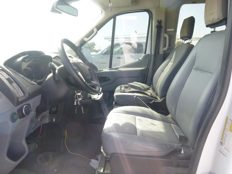 2018-ford-transit-image-9