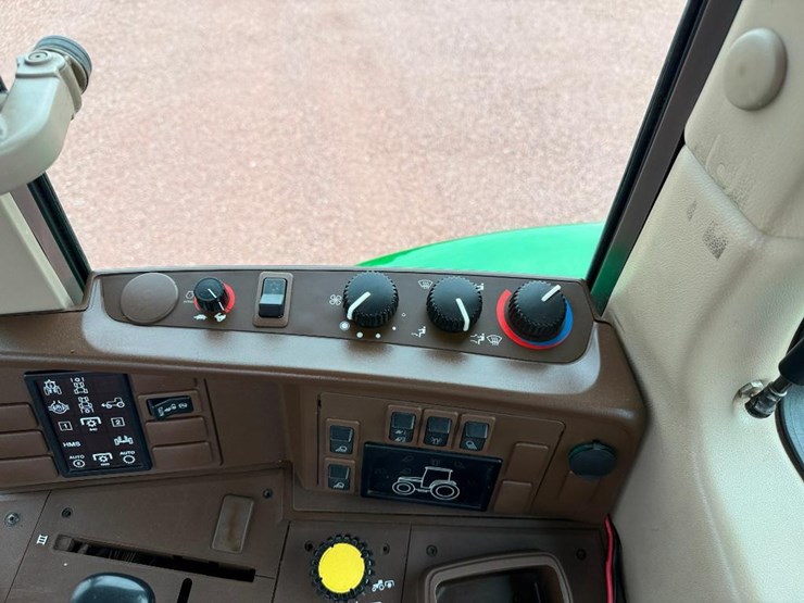 john-deere-7220-image-49