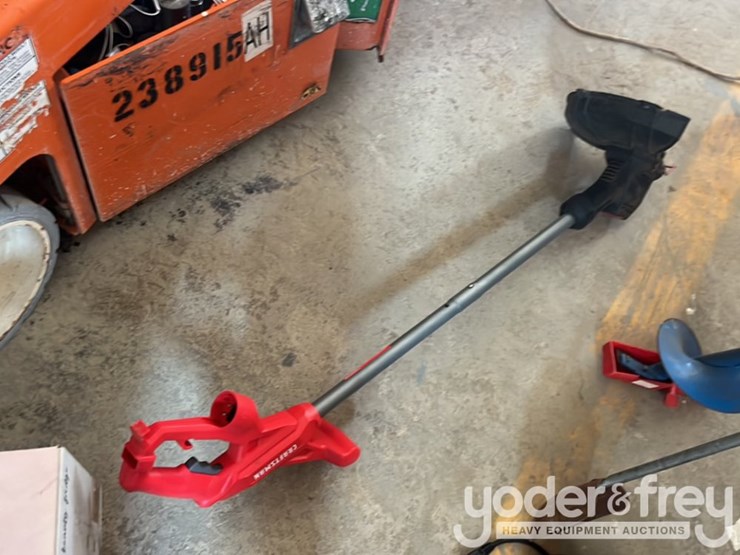 bags-of-bolt-on-pads-(15")-for-viqan-steel-tracks-(4-of)-and-craftsman-weed-wacker-image-6