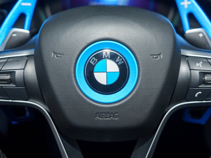 #1064-•-2015-bmw-i-8-image-82