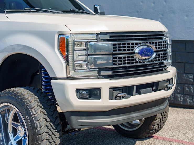 2017-ford-f250-image-18