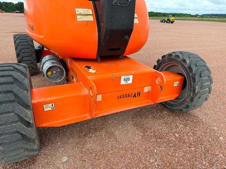 jlg-600aj-image-12