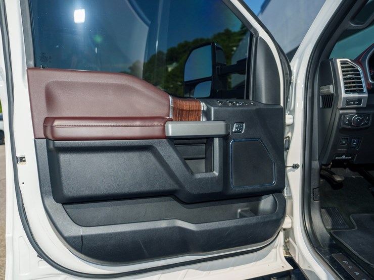 2017-ford-f250-image-54