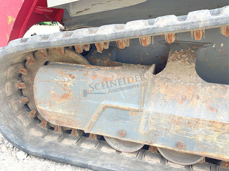 2012-takeuchi-tl10-image-22