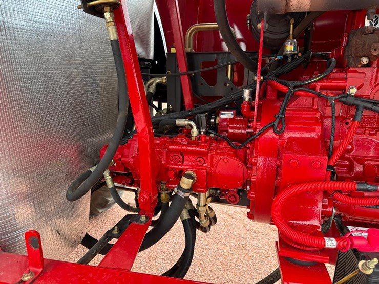 new-holland-hw305-image-44