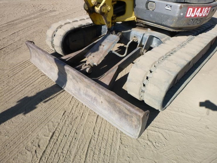 2003-kobelco-sk45sr-image-14