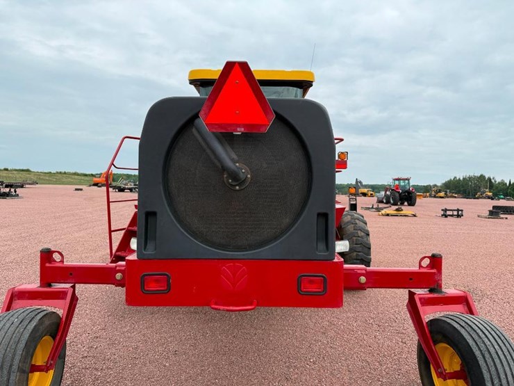new-holland-hw305-image-16