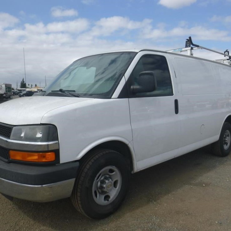 2014 CHEVROLET EXPRESS 2500