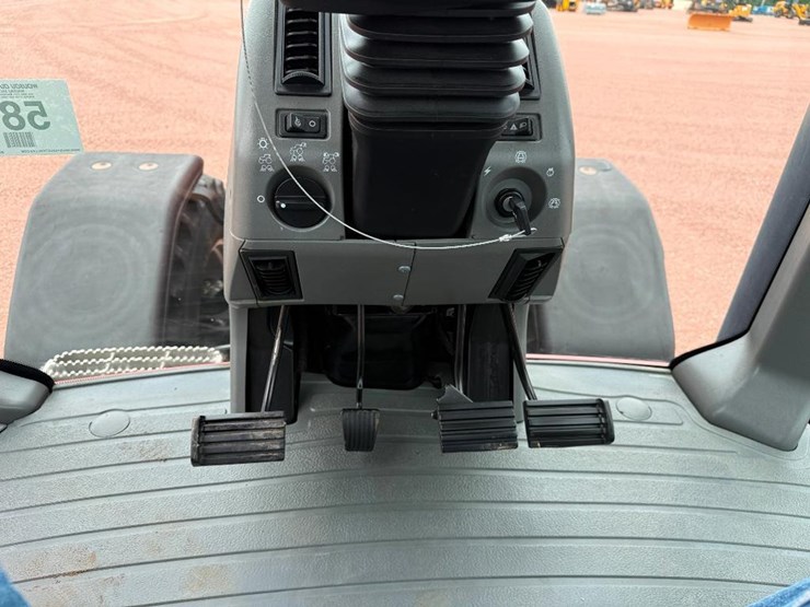 case-ih-mx220-image-52