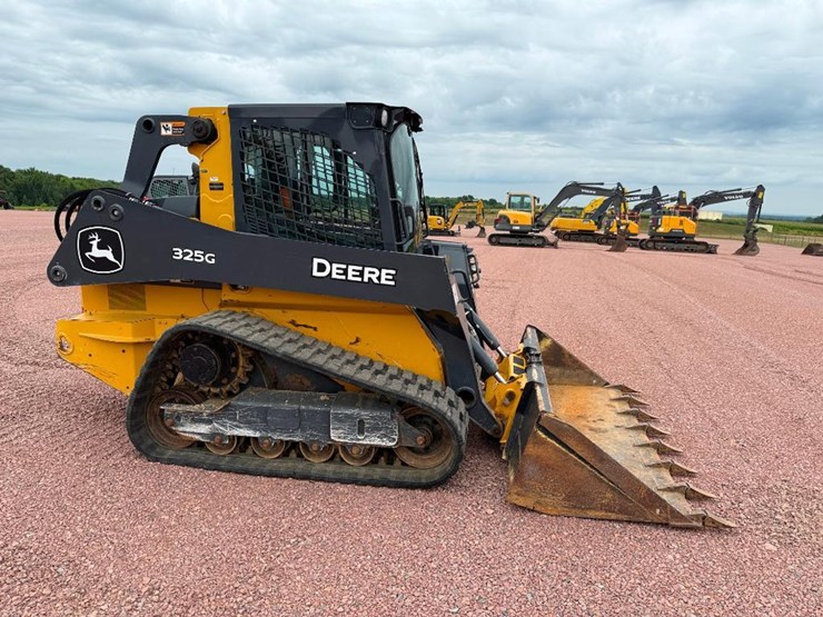 2020-deere-325g-image-3