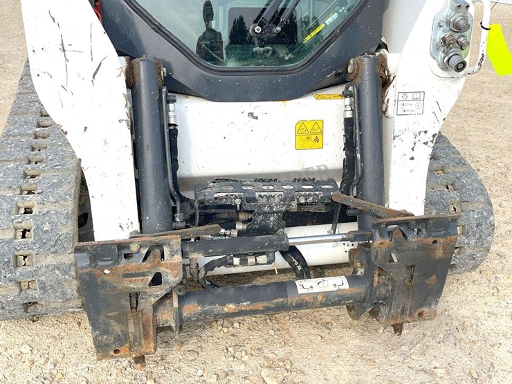 2025-bobcat-t650-image-9