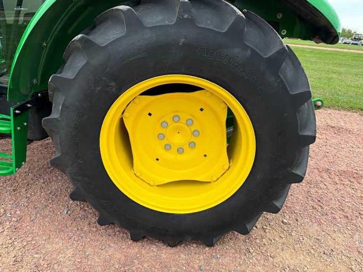 john-deere-5075e-image-7