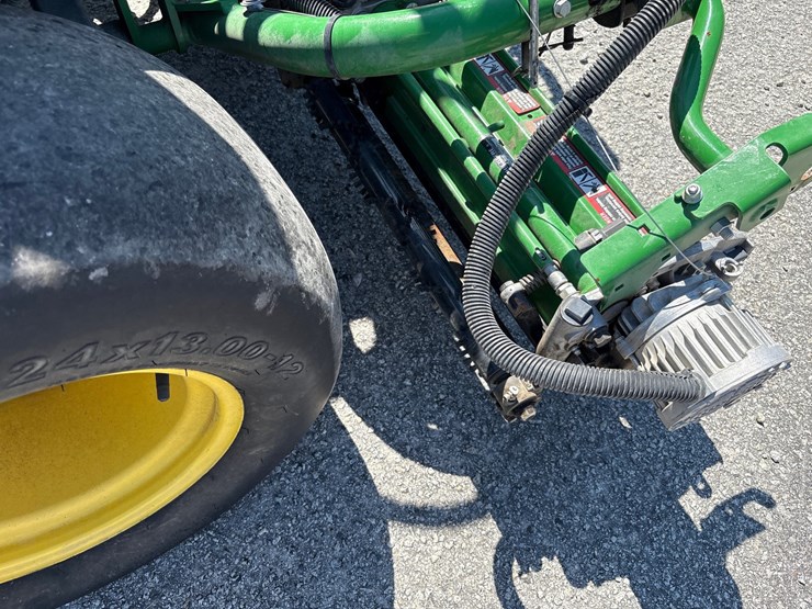 john-deere-8000a-image-9