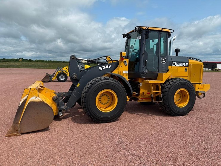 deere-524k-image-1