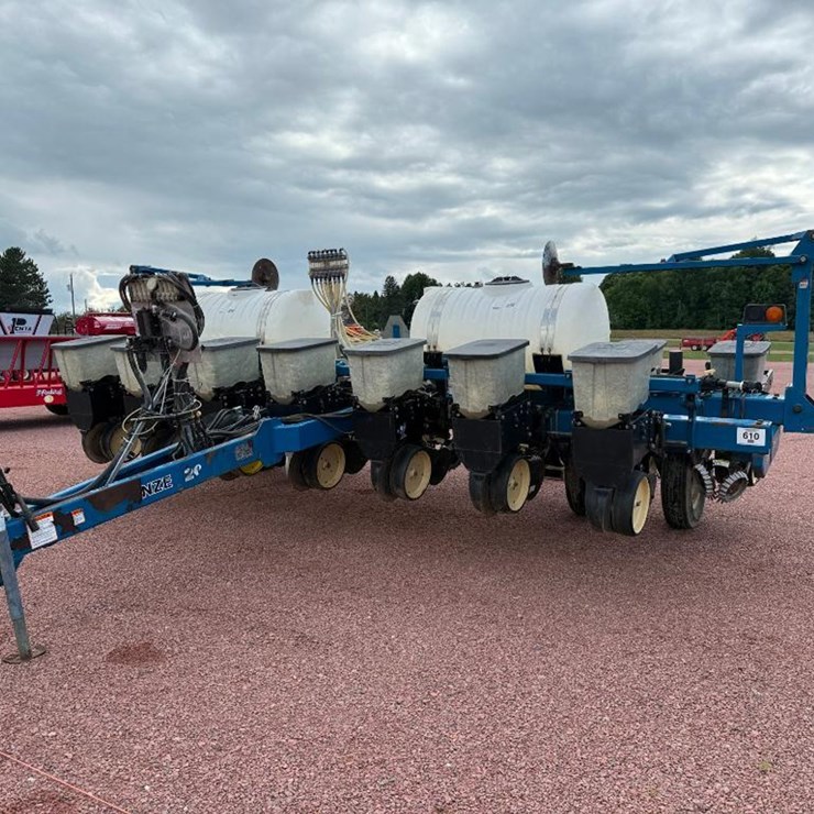 1999 KINZE 2000