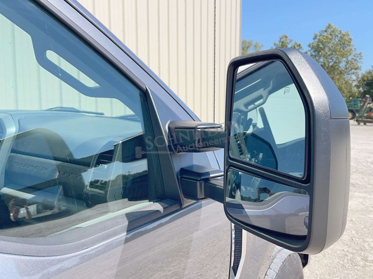 2021-ford-f350-image-19