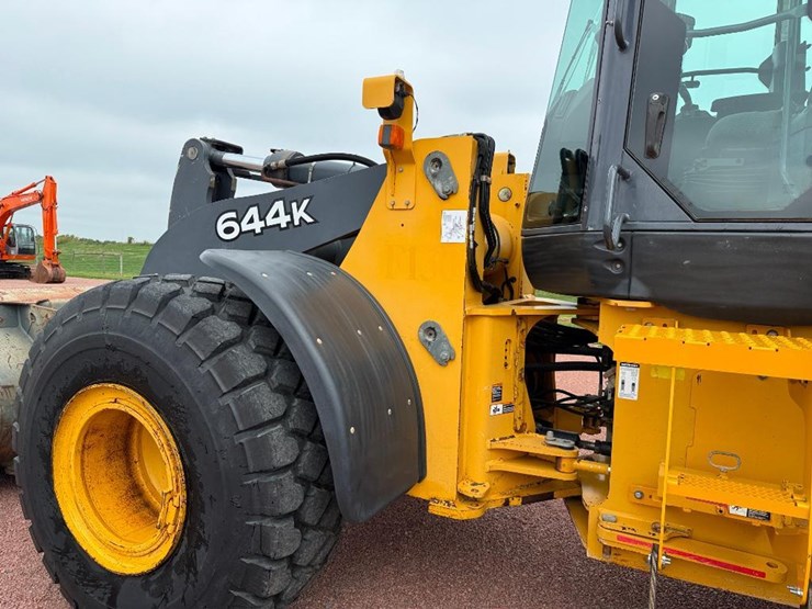 deere-644k-image-22