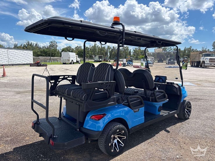 2024-vivid-ev-6-person-electric-cart-image-3