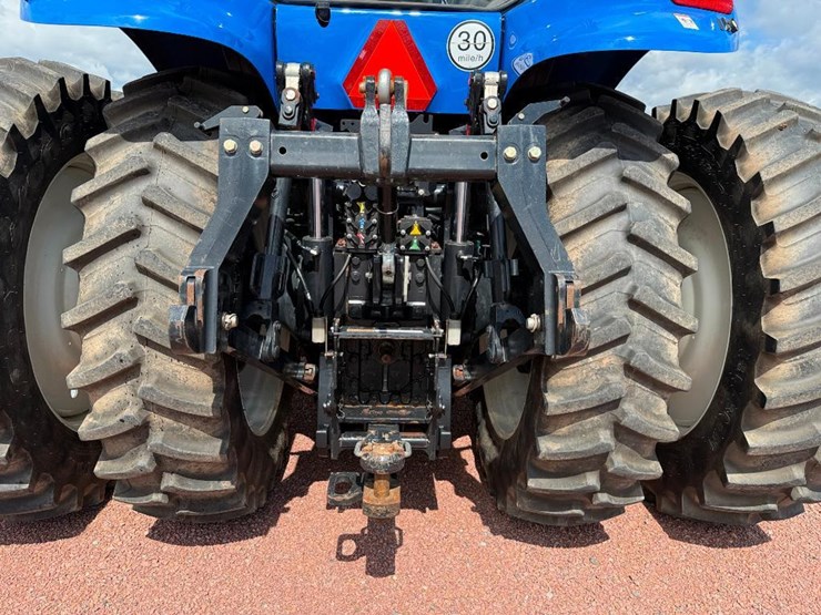 new-holland-t8.320-image-34