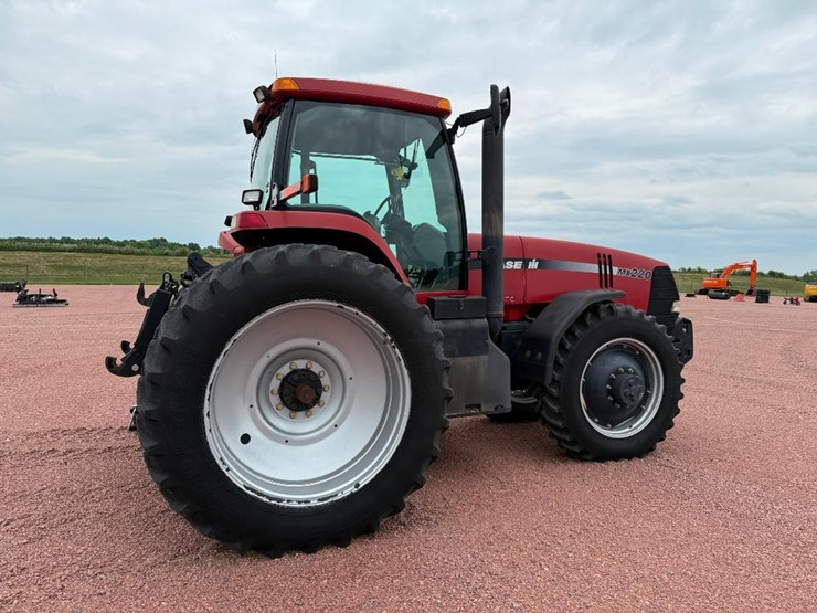 case-ih-mx220-image-4