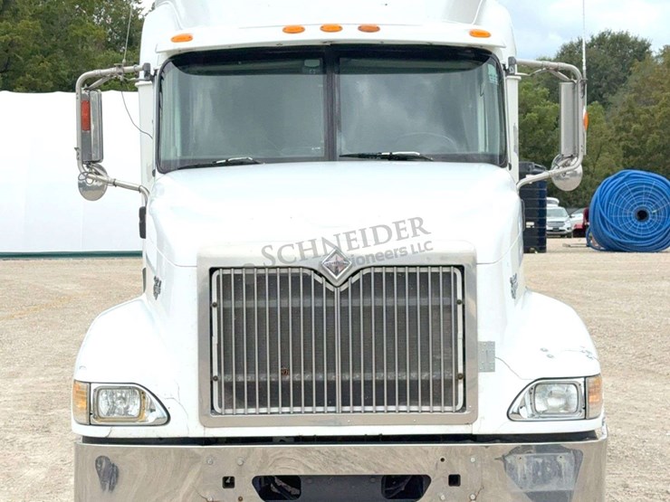 2003-international-9400i-image-8