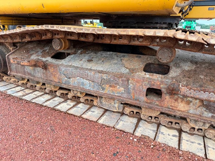 john-deere-2010-image-16