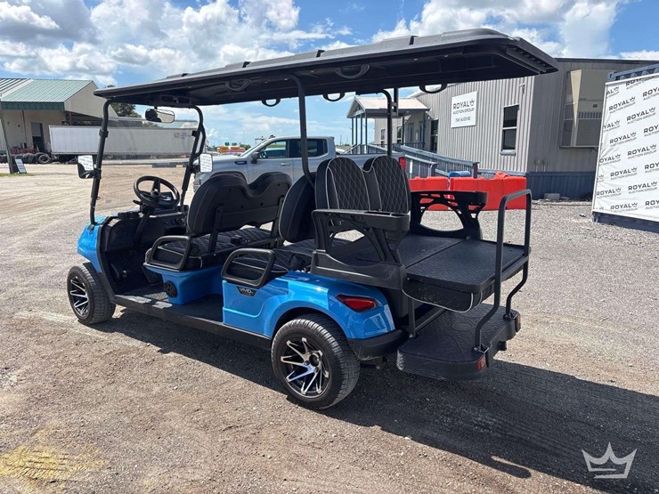 2024-vivid-ev-6-person-electric-cart-image-3