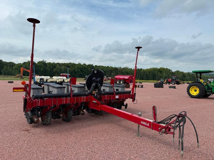 case-ih-1200-image-2