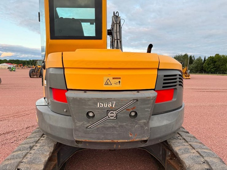 volvo-ecr88-image-22
