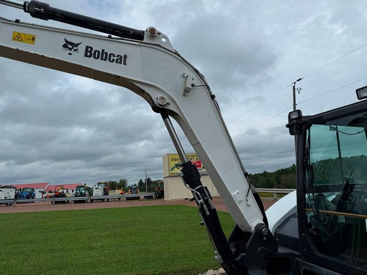 bobcat-e85-image-30