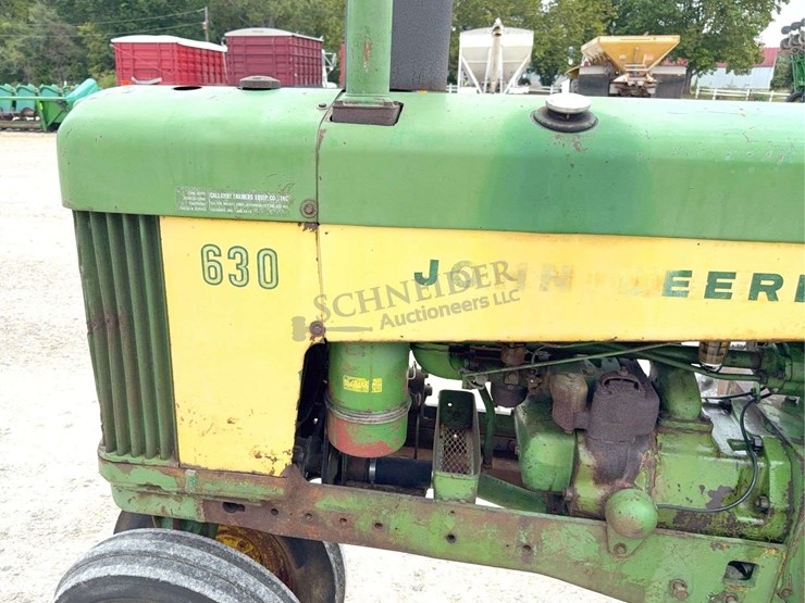 john-deere-630-image-44