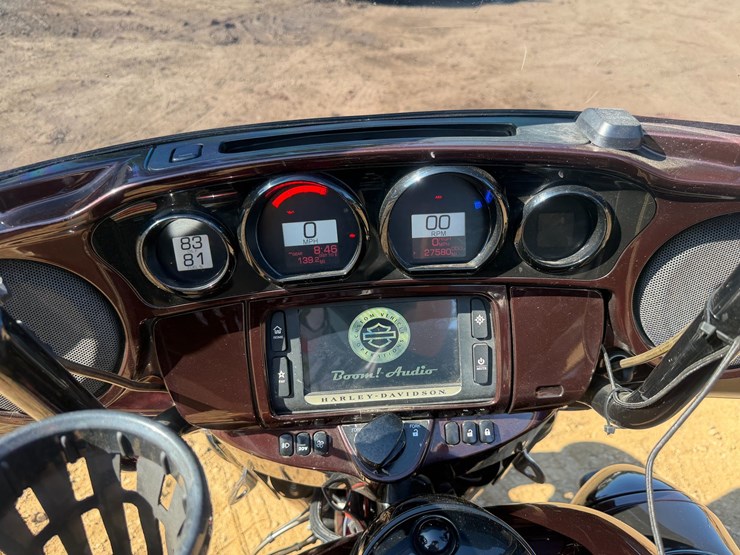 #1075-•-2018-harley-davidson-flhtkse-cvo-limited-image-33