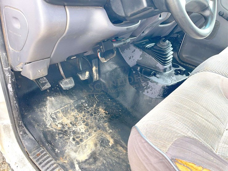 2000-dodge-ram-3500-image-28