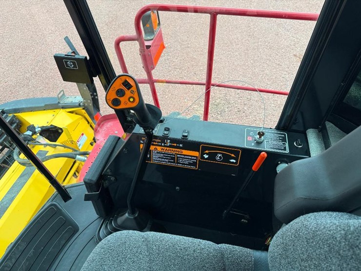 new-holland-hw305-image-56