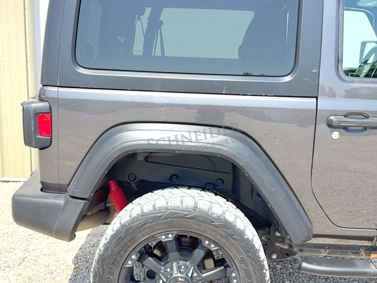 2018-jeep-wrangler-sport-image-22