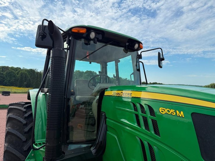 john-deere-6105m-image-15