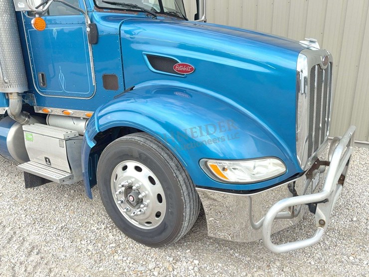 2007-peterbilt-386-image-12