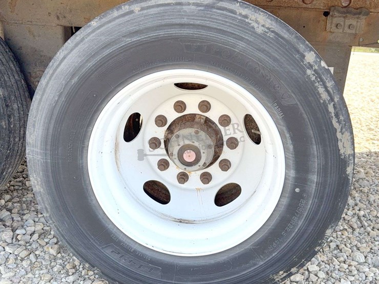 2008-utility-van-image-32
